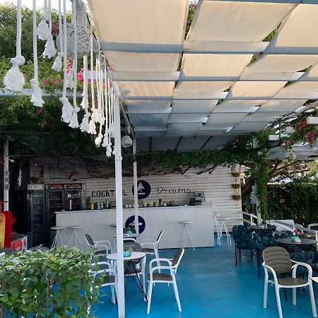 Cocktail & Dreams - Beach Hotel Saranda Extérieur photo