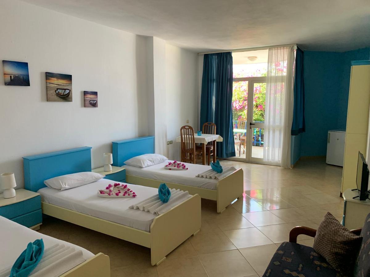 Cocktail & Dreams - Beach Hotel Saranda Extérieur photo
