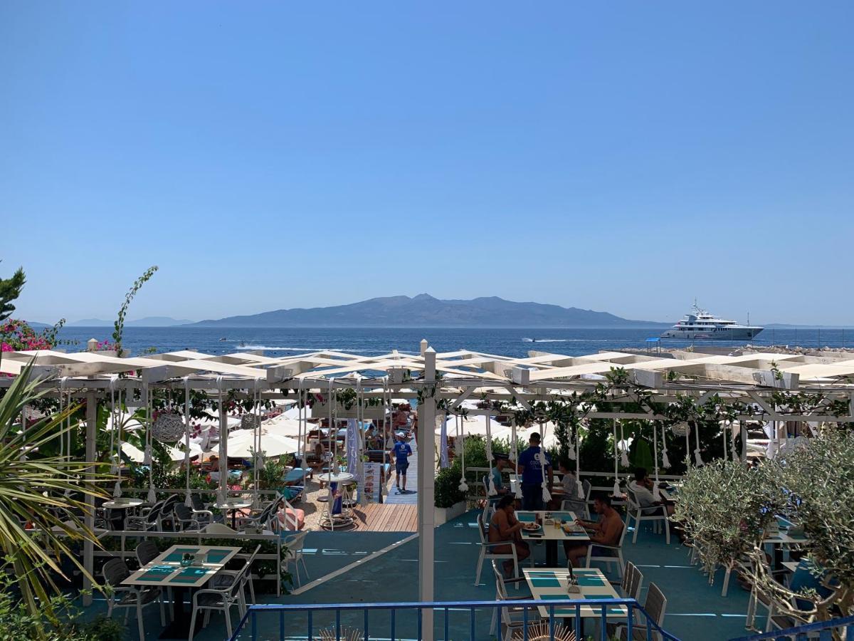 Cocktail & Dreams - Beach Hotel Saranda Extérieur photo