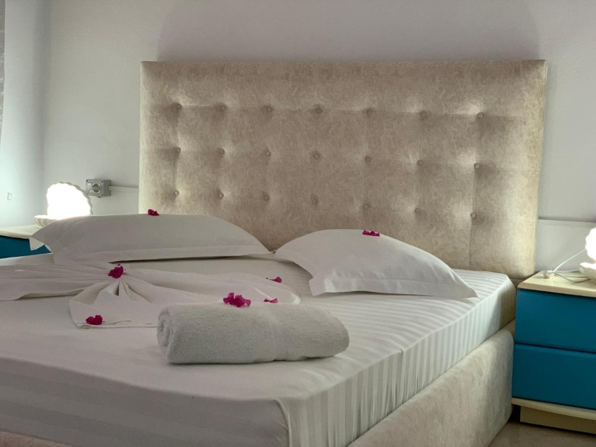 Cocktail & Dreams - Beach Hotel Saranda Extérieur photo