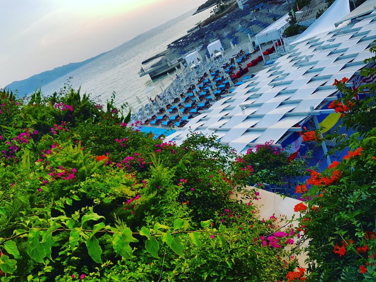 Cocktail & Dreams - Beach Hotel Saranda Extérieur photo