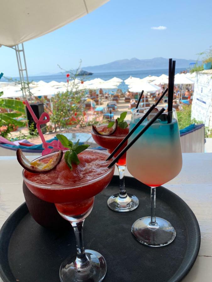 Cocktail & Dreams - Beach Hotel Saranda Extérieur photo