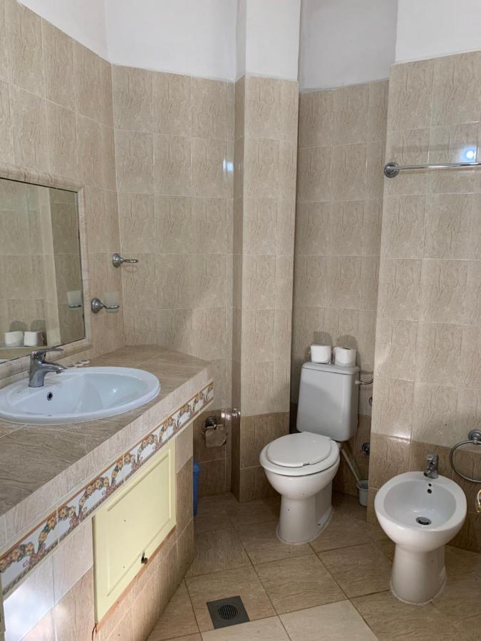 Cocktail & Dreams - Beach Hotel Saranda Extérieur photo